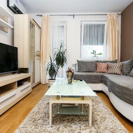 Welcome Apartman Subotica Exterior foto